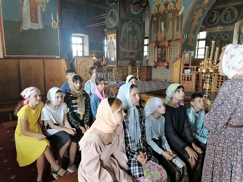 Дети из «Рождественский» посетили монастырь Оптина Пустынь